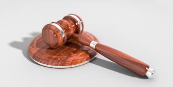 河南内乡：辛苦买房不交付 法院执行来帮忙